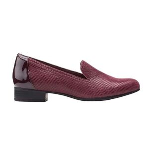 NWT Clarks Collection Juliet Hanley Burgundy Leather Loafers Women’s Size 7.5